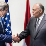 Kerry v Egyptě při jednáních kritizoval tamní soudní procesy s militantními islamistickými teroristy
