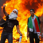 V Paříži zase řádila prasata: Policie musela rozehnat arabské antisemitské podporovatele teroristů Hamásu